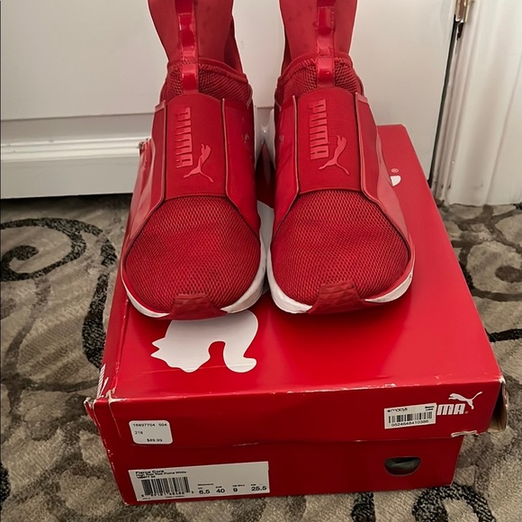 Puma Bold Red Slip-On Sneakers - Picture 5 of 6